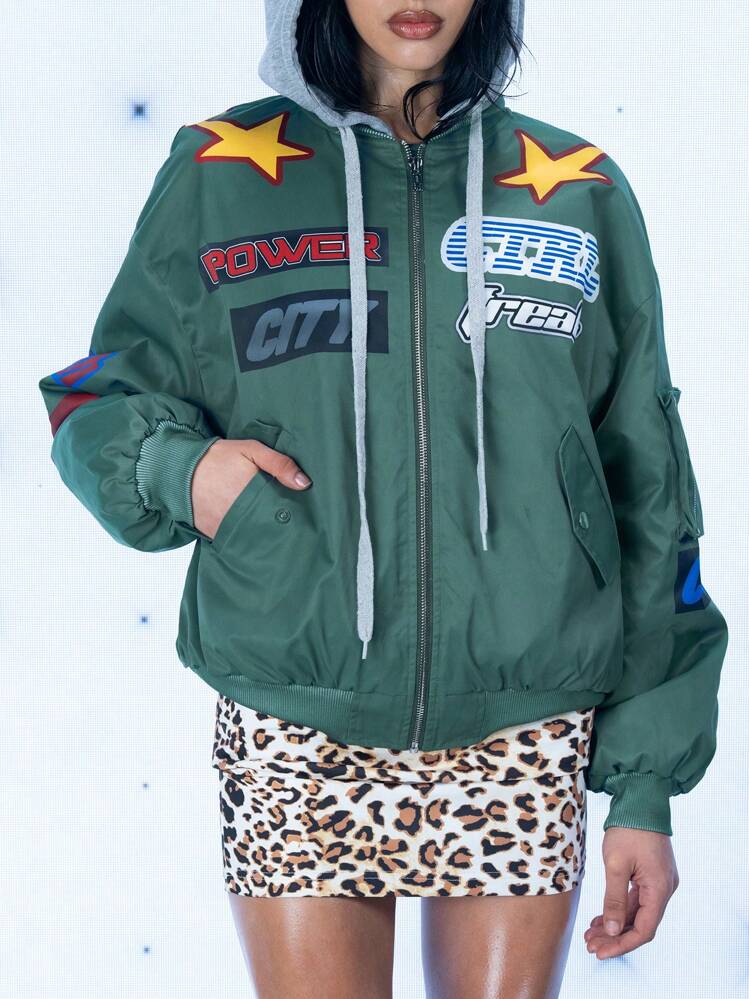 FREAK CITY Chaqueta de bombardero con capucha con estampado de letras retro en color verde oliva, para vacaciones, salir, vacaciones, festival, entrenamiento, que se adapta a Ibiza - Verde Oliva - Añade 5