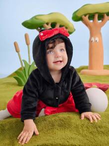 SHEIN Baby Girl Black And Red Cute Cartoon Print Patchwork Warm Plush Hooded Dress With 3D Bow,Autumn Birthday Outings,Holidays,And Parties Casual Dress - Multicolor - View 4