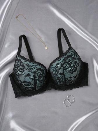 1 件大码蕾丝钢圈文胸内衣，提升