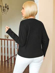 Plus Size Women Brick Print Black Pullover Sweater, Christmas - Black - View 2