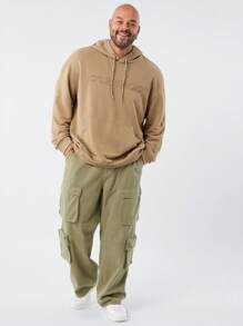 Manfinity VCAY Suéter holgado con bolsillo, bordado con letras y capucha de punto para hombres de talla grande, para otoño e invierno - Camel - Ver 1
