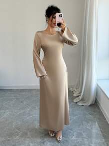 Rafferiza 性感腰部收紧圆领长袖修身连衣裙长款缎面女式服装 - 杏色 - 查看 6