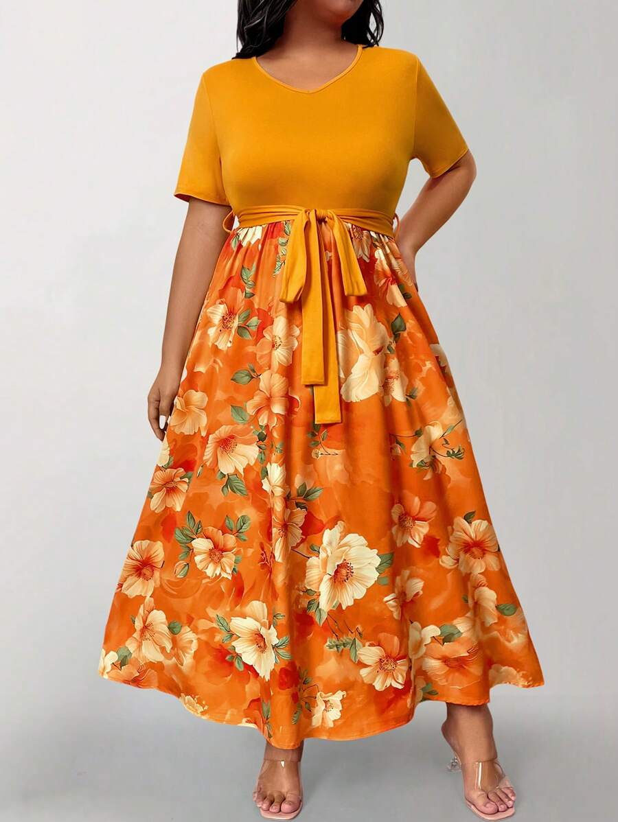 SHEIN LUNE 大码优雅花卉印花 V 领系带夏季连衣裙 - 彩色 - 查看 1