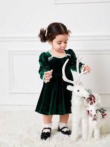 SHEIN Baby Girl Mother-Daughter Dresses, Vintage Elegant Velvet Lace Patchwork Sweetheart Neck Long Sleeve A-Line Smock Dress, Balloon Sleeve Ruffle Hem Party Dress For Holiday, For Christmas