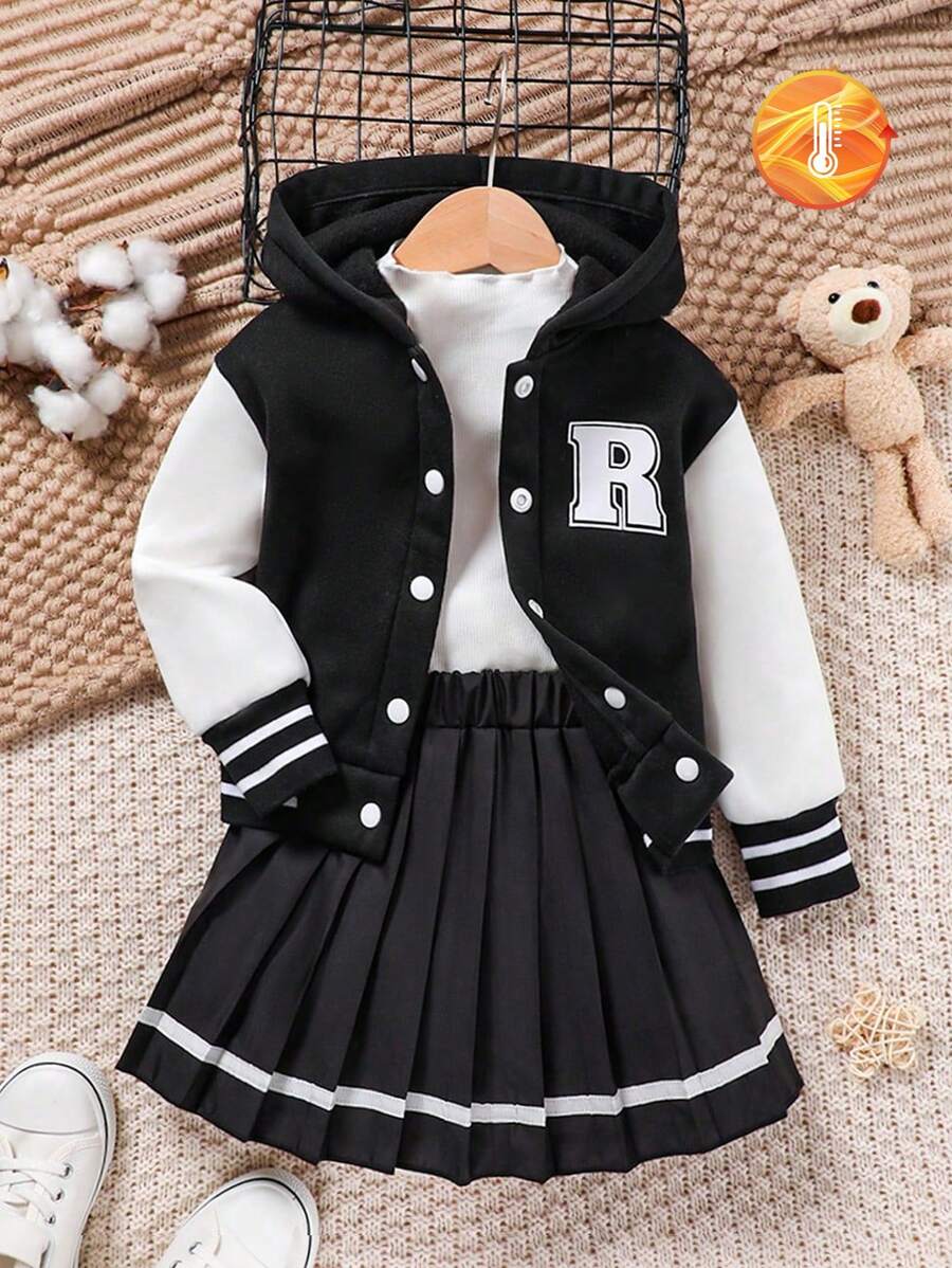 SHEIN 年轻女孩学院风字母印花保暖连帽夹克和百褶裙两件套黑色女婴套装 - 黑色 - 查看 1