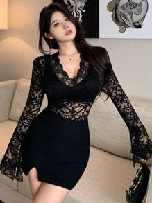 DAZY Women's Sexy Slim Fit V-Neck Lace Long Sleeve Top, Spring & Summer Going Out Tops Sheer,Fall Clothes Valentine's Day - Black - View 7