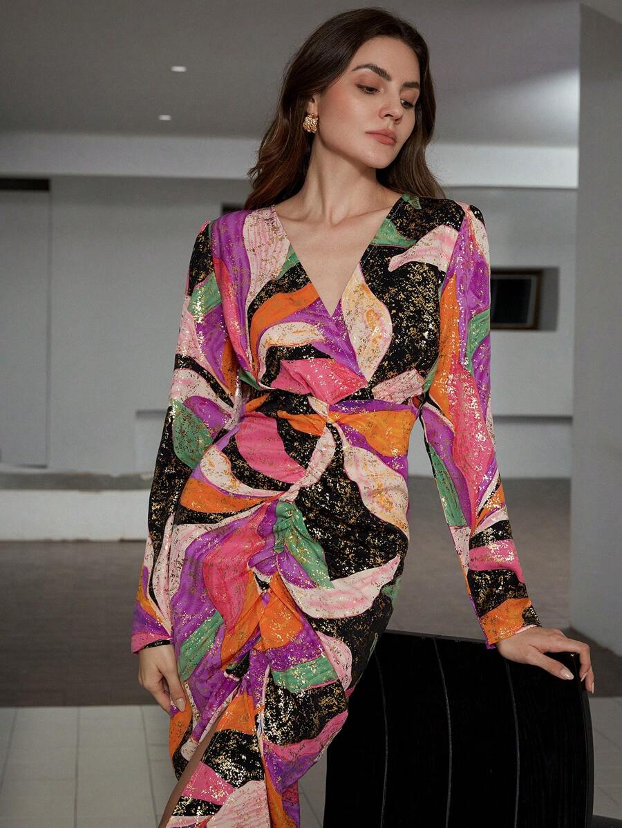 Aveloria Modichic 法式时尚随意提花水印烫金 V 领长袖腰褶皱女士长裙，秋季 - 彩色 - 查看 1