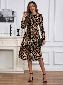 SHEIN Clasi 优雅豹纹修身休闲女式长袖连衣裙，秋冬 - 卡其色 - 查看 6