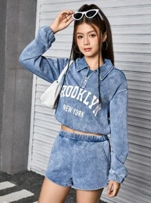 SHEIN Explorewe 2 件套青少年女孩图案印花套头连帽衫运动衫和牛仔短裤休闲街头服饰套装 - 中等水洗藍 - 查看 4