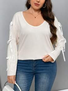 SHEIN Privé T-shirt manches longues pour femmes grandes tailles, confortable et décontracté, col en U, ample, avec nœud papillon, col bateau, en beige - Nude - Voir 4