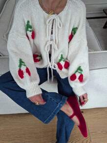 SHEIN Frenchy Áo khoác cardigan dài tay rộng rãi, dáng rộng, thắt nút phía trước, vai trễ, họa tiết quả anh đào, mùa thu/đông cho nữ, áo khoác cardigan dài tay thắt nút màu trơn cỡ lớn, đi làm, tối giản, trang phục công sở, phong cách cổ điển, đơn giản, áo len cardigan dệt kim màu trơn thắt nút phía trước cho nữ, có thể mặc bên ngoài áo phông, áo len cardigan cỡ lớn dễ thương, siêu ấm và mềm mại! - Nhiều màu - Xem 4
