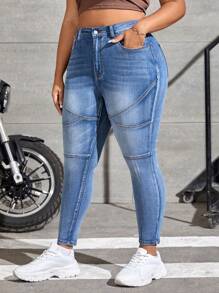 SHEIN EZwear Plus Size Front Button Pocket Casual Denim Jeans