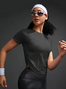 Powerista Active Gym 图案短款 T 恤衫 - 黑色 - 查看 7