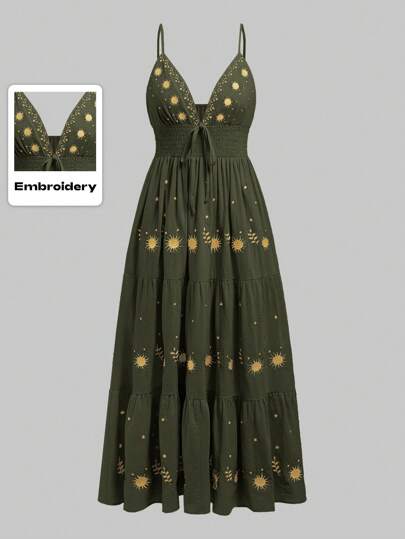Fairycore فستان عاري الكتفين بخط A مطرز بتصميم  ميستيك ستار والقمر المناسب للإجازات العارضة للنساء