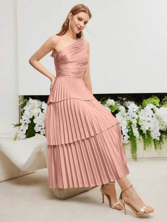 MOTF PREMIUM VESTIDO LARGO CON Body FRUNCIDO DE UN SOLO HOMBRO Y BAJO PLISADO EN CAPAS