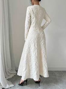 Selianne 优雅提花纽扣前开襟连衣裙，适合春秋季女装 - 杏色 - 查看 2