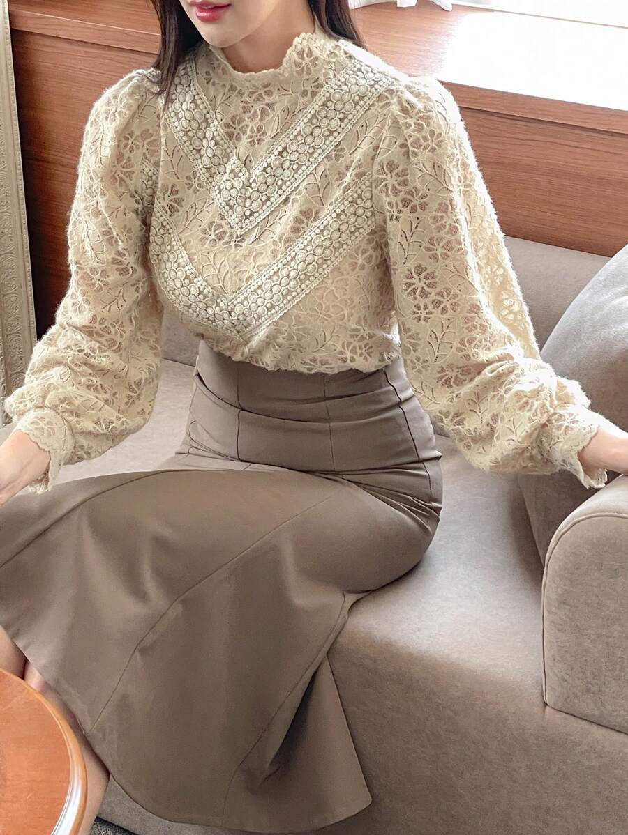DAZY Áo cánh ren thanh lịch cổ đứng tay đèn lồng cho nữ xuân/thu - Màu Khaki - Xem 1