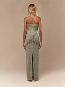 MISSGUIDED Robe de soirée longue moulante sans bretelles texturée vert sauge, une tenue de circonstance élégante et ajustée pour une fête de la Saint-Patrick, une célébration irlandaise ou un événement spécial comme Noël - Vert - Voir 2