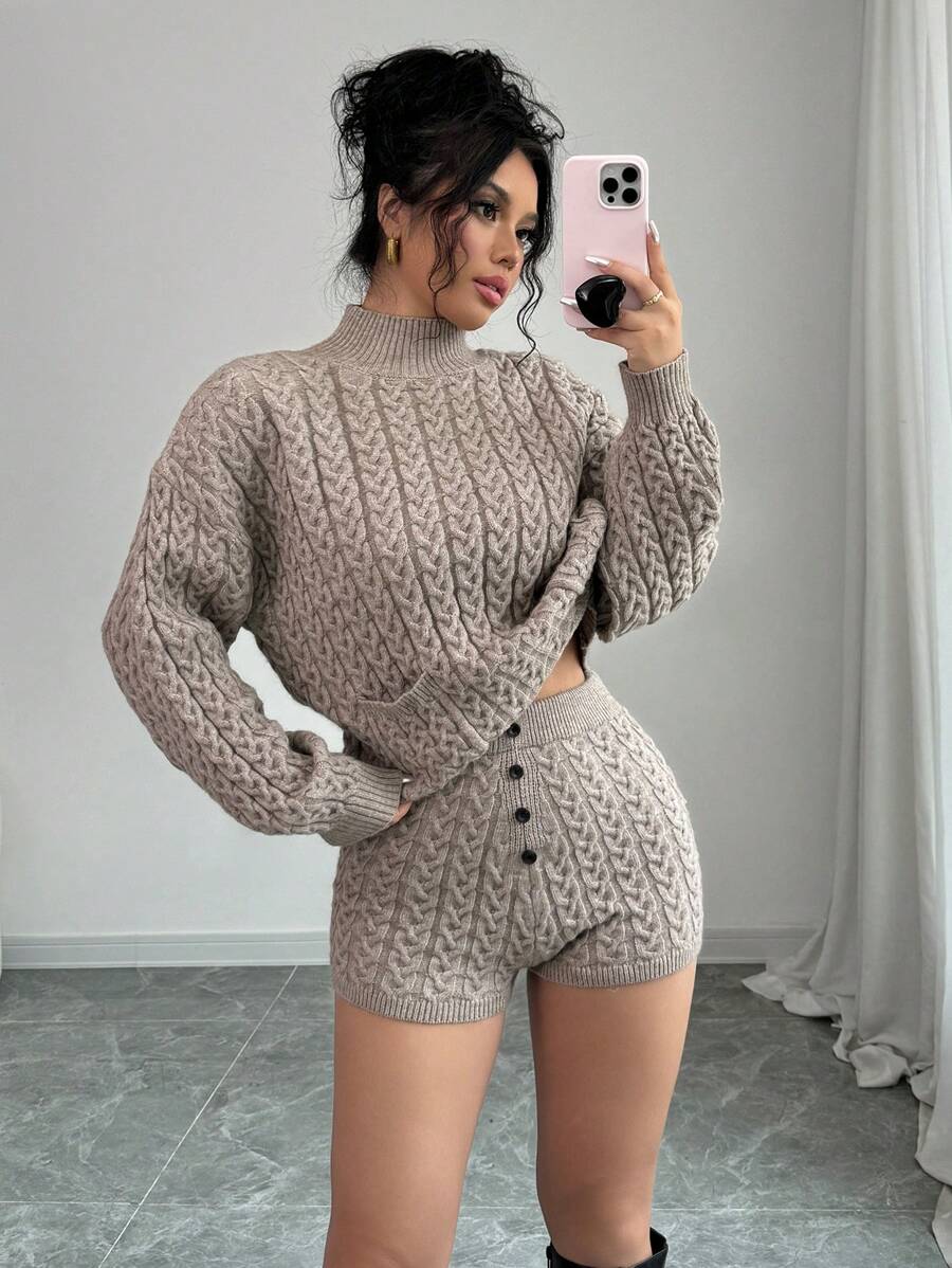 SHEIN Unity 2 件纯色立领长袖简约上衣和刺绣短裤套装 - 棕色 - 查看 1