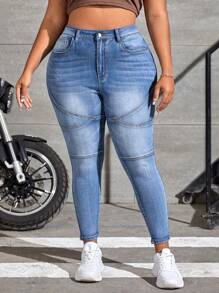 SHEIN EZwear Plus Size Front Button Pocket Casual Denim Jeans