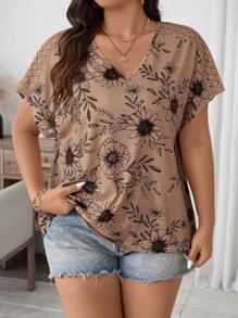 SHEIN LUNE 大码夏季休闲印花拼接蝙蝠袖T恤，适合感恩节和节假日穿着。 - 棕色 - 查看 1