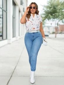 SHEIN LUNE Plus Size Women's Summer Floral Print V-Neck Short Sleeve Bodysuit Holiday Outfit - Khaki - View 6
