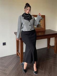 SHEIN Clasi 大码秋冬复古风格提花拼色翻领修身夹克和中长 A 字裙两件套，女士商务装