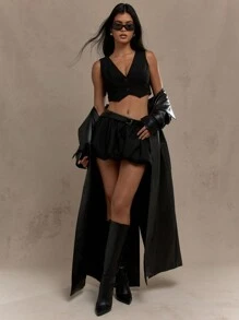 MISSGUIDED Pinstripe Waistcoat Cropped Button Front Business Professional Sleeveless Double Pocket Tailored Vest Office Wear Fall Winter Collection