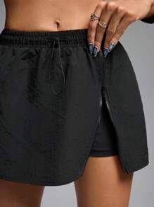 Innovista 女士运动网球套装，包括露脐运动上衣、运动文胸、T恤、半裙和短裤，运动风格，内置短裤口袋，必备配套运动服，适合从办公室到球场、早午餐到健身房等各种场合。两件套多功能运动休闲服，适合全天候穿着，Tenniscore 运动弹力套装，防紫外线，透气，适合秋季穿着，适合跑步、骑行、高强度间歇训练 (HIIT) 等运动，舒适自在，实用时尚，适合派对穿着。