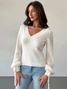 Aloruh Romantic V-Neck Fitted Lantern Sleeves 3D Floral Apricot Color Sweater For Women