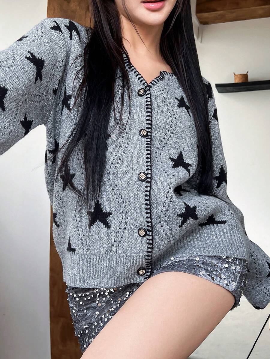 Chiquease Áo len cardigan dài tay in họa tiết ngôi sao năm cánh cho nữ - Xám - Xem 1