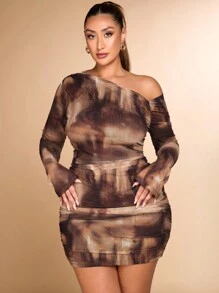 SHEIN BAE Vestido de manga larga con cuello asimétrico, hombros oblicuos y plisados, de tela de malla elástica, en color mármol, para uso diario y salidas, para mujeres de talla grande, elegante y versátil para otoño e invierno