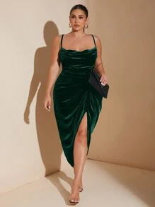 SHEIN BAE 女式常规加大码优雅派对节日活动垂坠高开衩荷叶边下摆天鹅绒连衣裙，女士生日礼服 - 墨綠色 - 查看 5