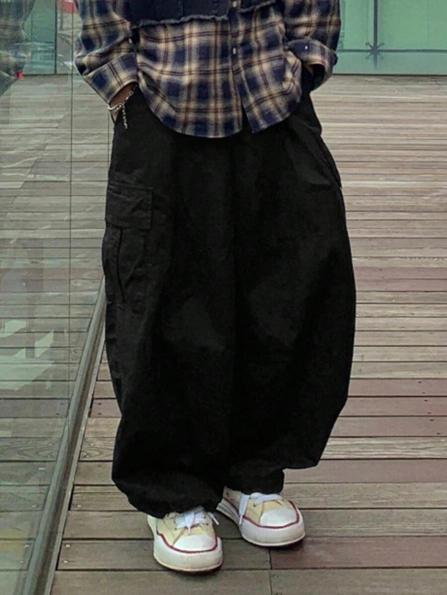 DAZY Men's Solid Color Casual Long Pants With Big Pockets For Daily Wear, Autumn - Black - View 1