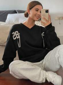 DAZY Sudadera holgada con cuello en V, mangas largas, estampado numérico y bloques de color con lazo para mujer, ropa de mujer para otoño - Negro - Ver 6