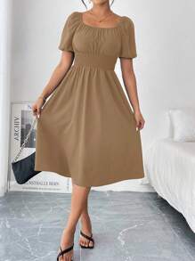 Rafferiza Spring/Summer Green Square-Neck Puff Sleeve Dress With Cinched Waist For Women - Khaki - View 5
