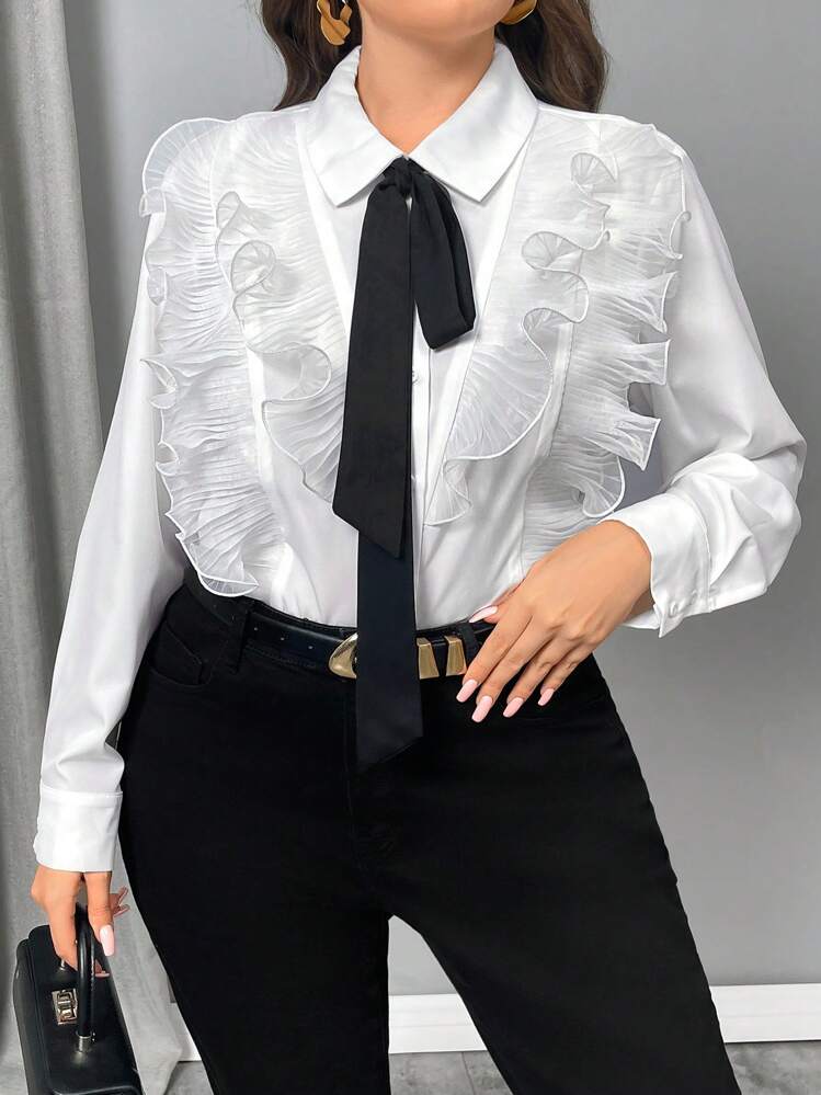 SHEIN Privé 大码衬衫，带蝴蝶结，仿门襟，透明花朵，优雅办公室女士衬衫 - 白色 - 查看 5