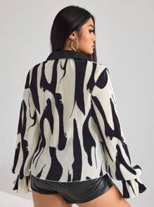SHEIN ICON ICON Plus Graphic Print Puff-Sleeve Button-Front Pleated Shirt - Black and White - View 6