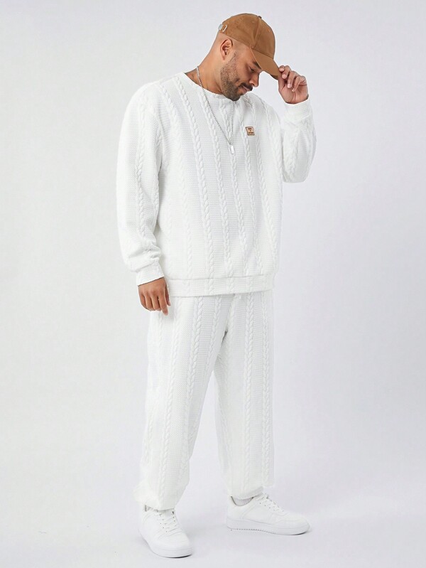 Manfinity NXTstreet Conjunto de sudadera cuello redondo de punto de cable y pantalón de chándal entallado talla grande para hombre