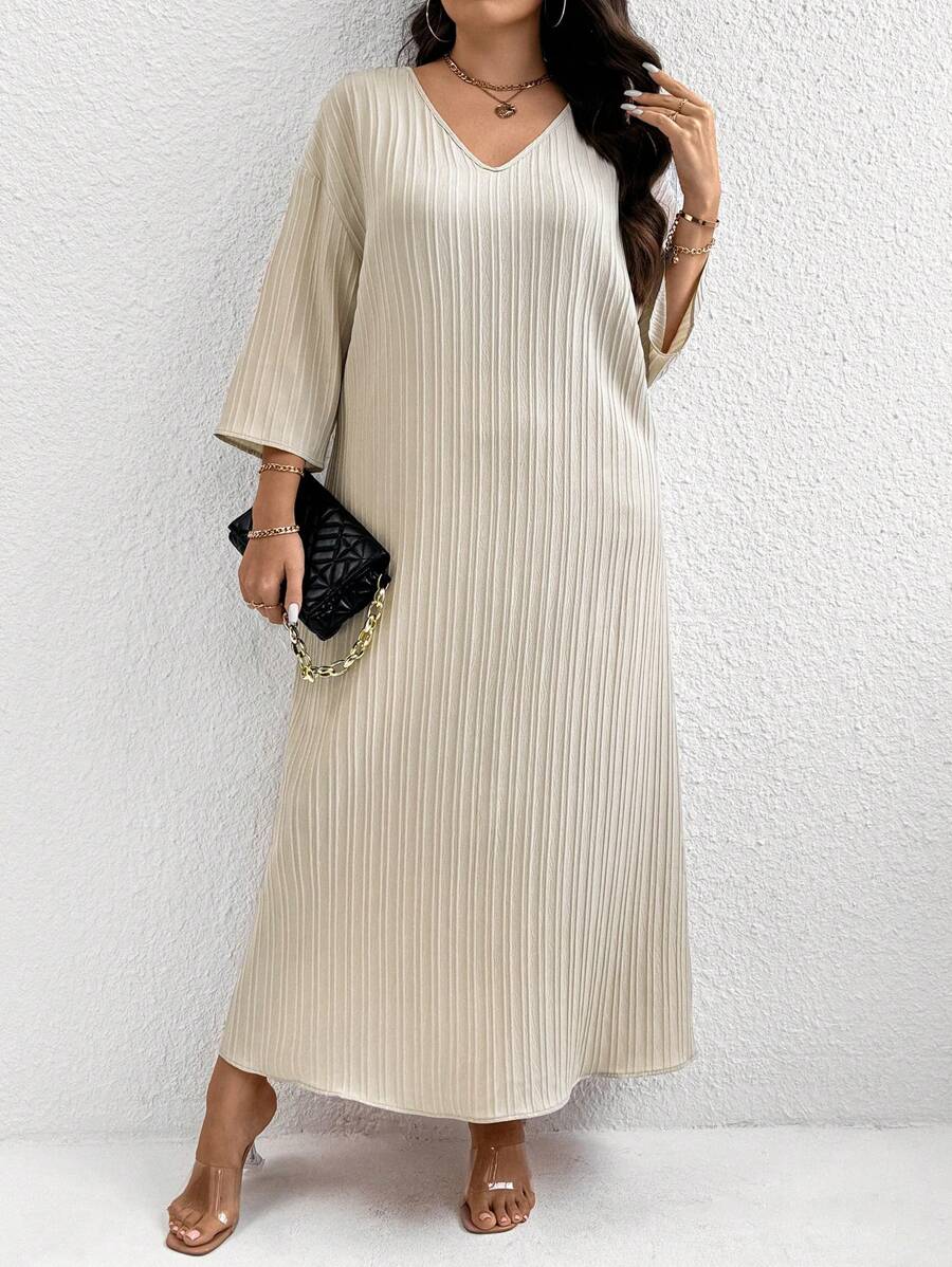 Calvaya 大码女式 V 领长袖宽松直筒褶皱连衣裙，秋季长款女装