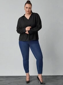SHEIN Clasi 大码女式纯色简约日常穿着优雅 V 领长袖衬衫 - 黑色 - 查看 6