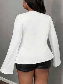 Slaydiva 加大码白色心形领结前开衩下摆 T 恤 - 白色 - 查看 2