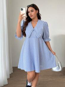 CovetEZ 大码女式格子 V 领短袖连衣裙 - 藍白色 - 查看 4