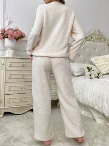 Conjunto de ropa de dormir con botones en la parte delantera de manga larga y con adorno de encaje floral