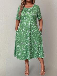 SHEIN 大码女式碎花圆领短袖连衣裙 - 綠色 - 查看 5