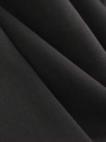 SHEIN Frenchy 大码圆领长袖 3D 花卉装饰简约休闲运动衫 - 彩色 - 查看 11