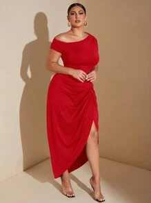 SHEIN BAE 大码女装秋冬时尚大码女装优雅约会派对黑色弹力针织舒适褶皱细节露肩垂坠连衣裙不对称下摆开衩中长连衣裙，女士生日礼服 - 紅色 - 查看 6