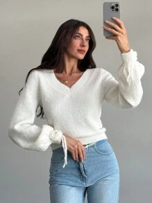 Aloruh Romantic V-Neck Fitted Lantern Sleeves 3D Floral Apricot Color Sweater For Women