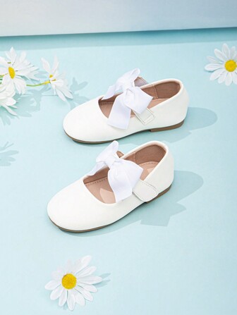 Toddler Kids Cute Simple Flat Shoes With Gold Butterfly Decor