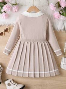 SHEIN Explorewe 年轻女孩海军蓝针织连衣裙，秋冬，学院风，公主剪裁，海军蓝和白色撞色，适合各种场合：居家、外出、学校 - 卡其色 - 查看 2